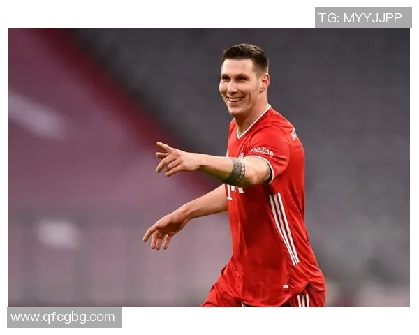 摄影师镜头下的足球明星瞬间展现运动之美与激情的完美结合