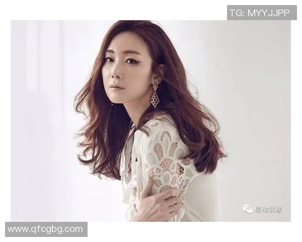 日本足球明星发型大赏从经典到时尚的独特造型解析与欣赏