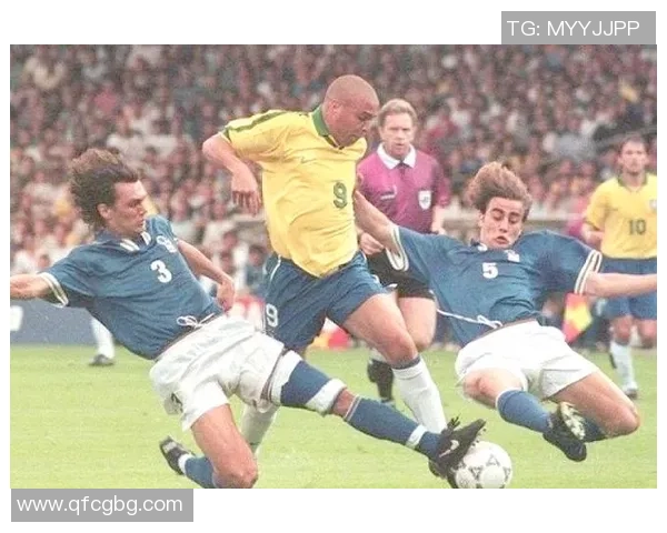 最丢人的足球明星背后的故事与争议揭秘 最丢人的足球明星背后的故事与争议揭秘