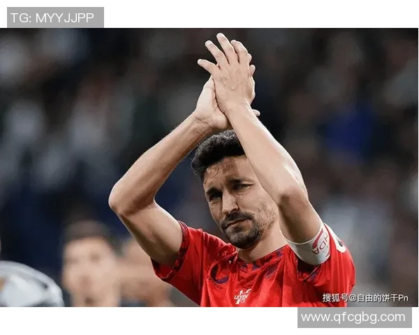 昔日足球明星退役后身材发福引发热议与关注